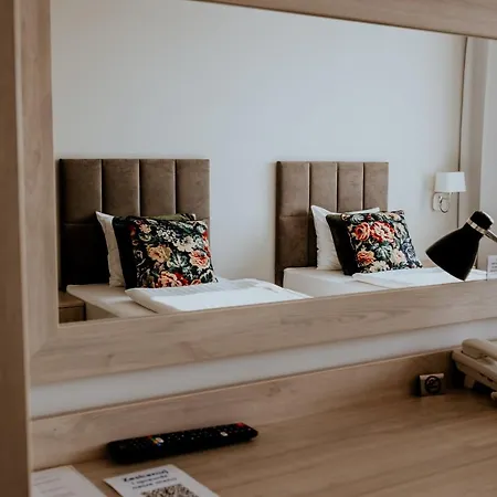 Greys Polonia Hostal