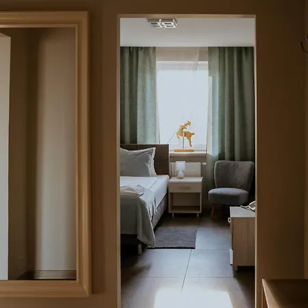 אכסניה Greys Polonia