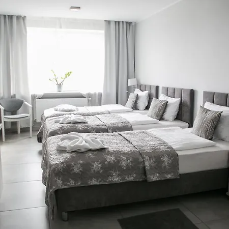 Greys Polonia Hostel