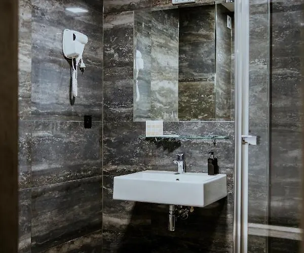 Greys Polonia بيت شباب Zasutowo