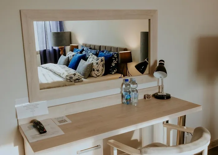 بيت شباب Greys Polonia *