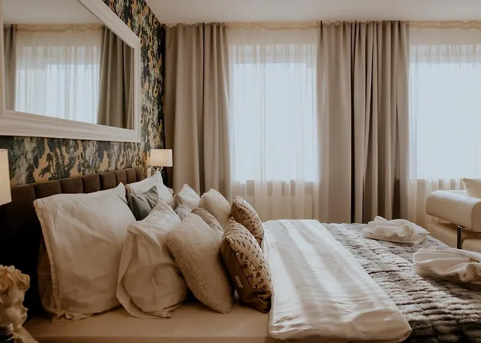 Greys Polonia بيت شباب