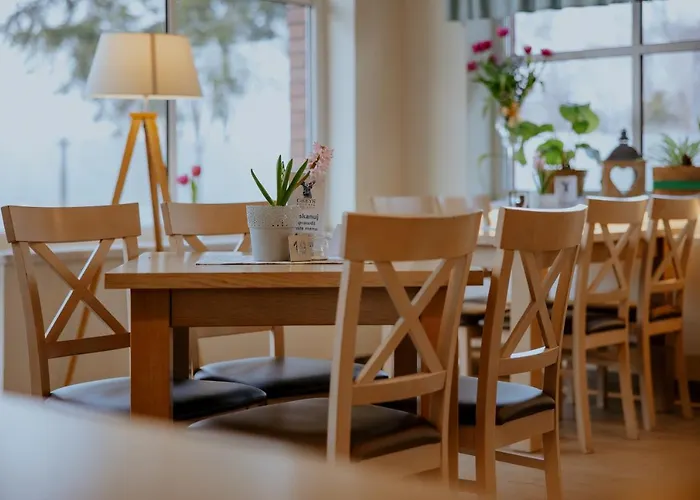 Greys Polonia بيت شباب *